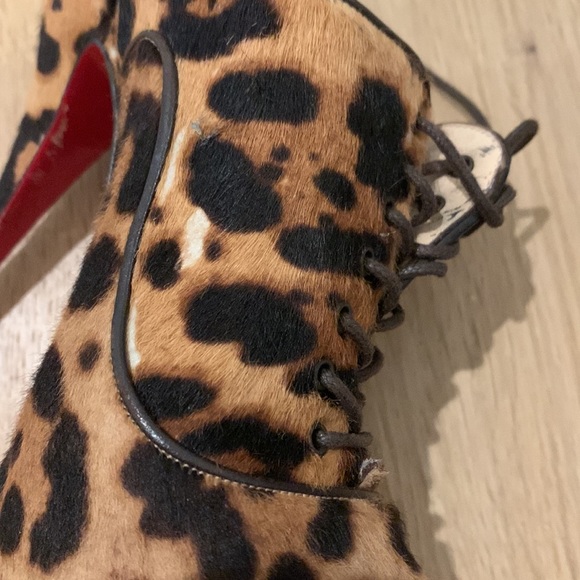 Pony hair Leapord louboutins - Picture 5 of 6
